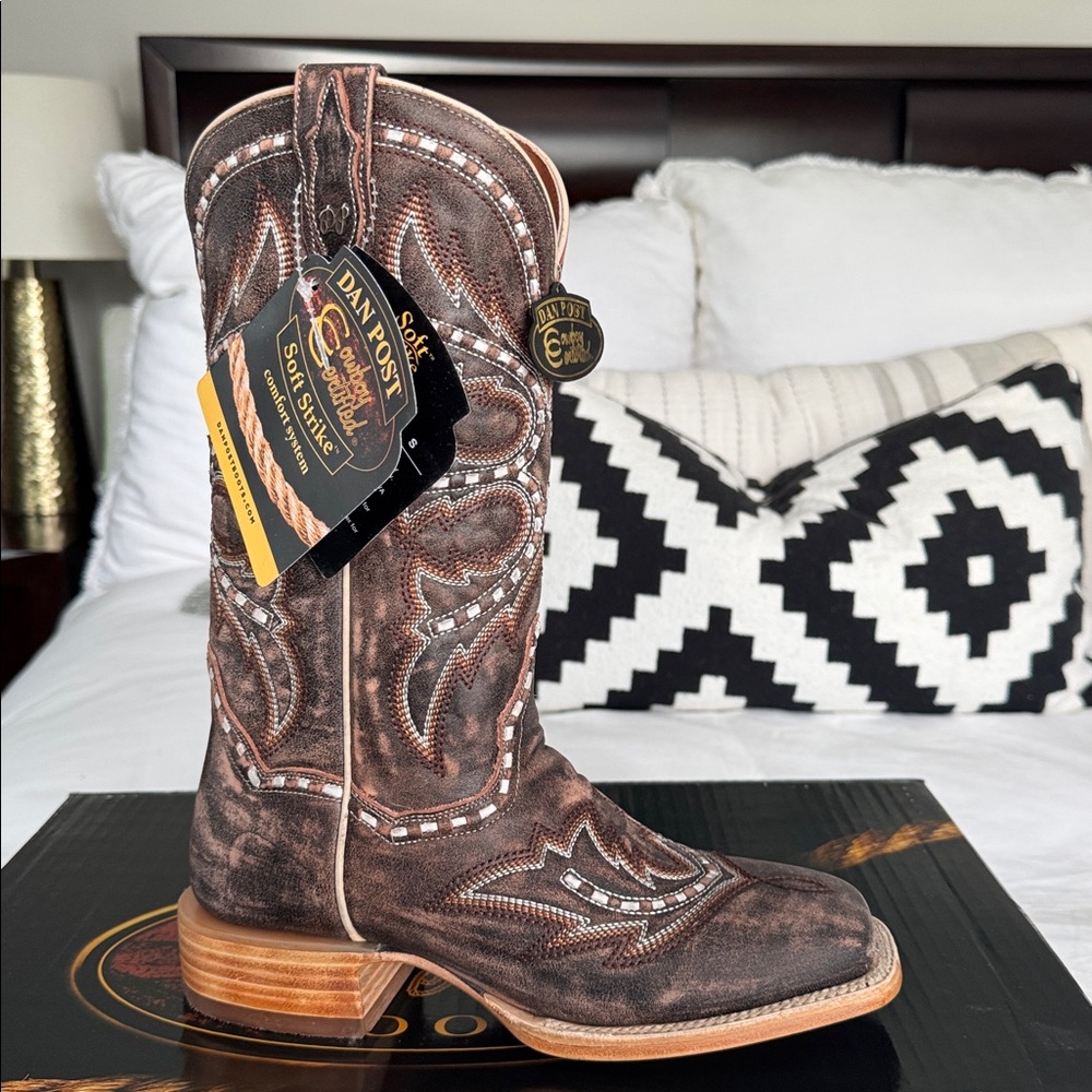 Dan Post Distressed Brown Cowboy Boots